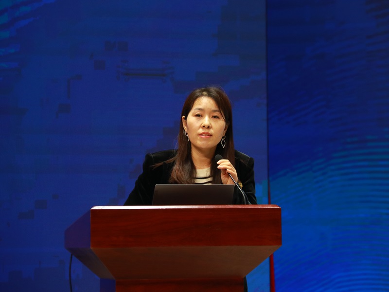 2许利红.JPG 2许利红.JPG